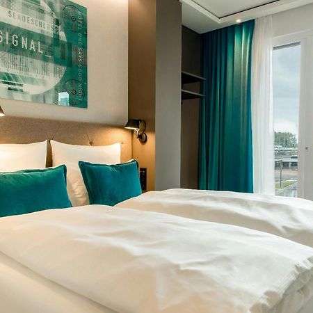 Motel One Koeln-Messe Ngoại thất bức ảnh