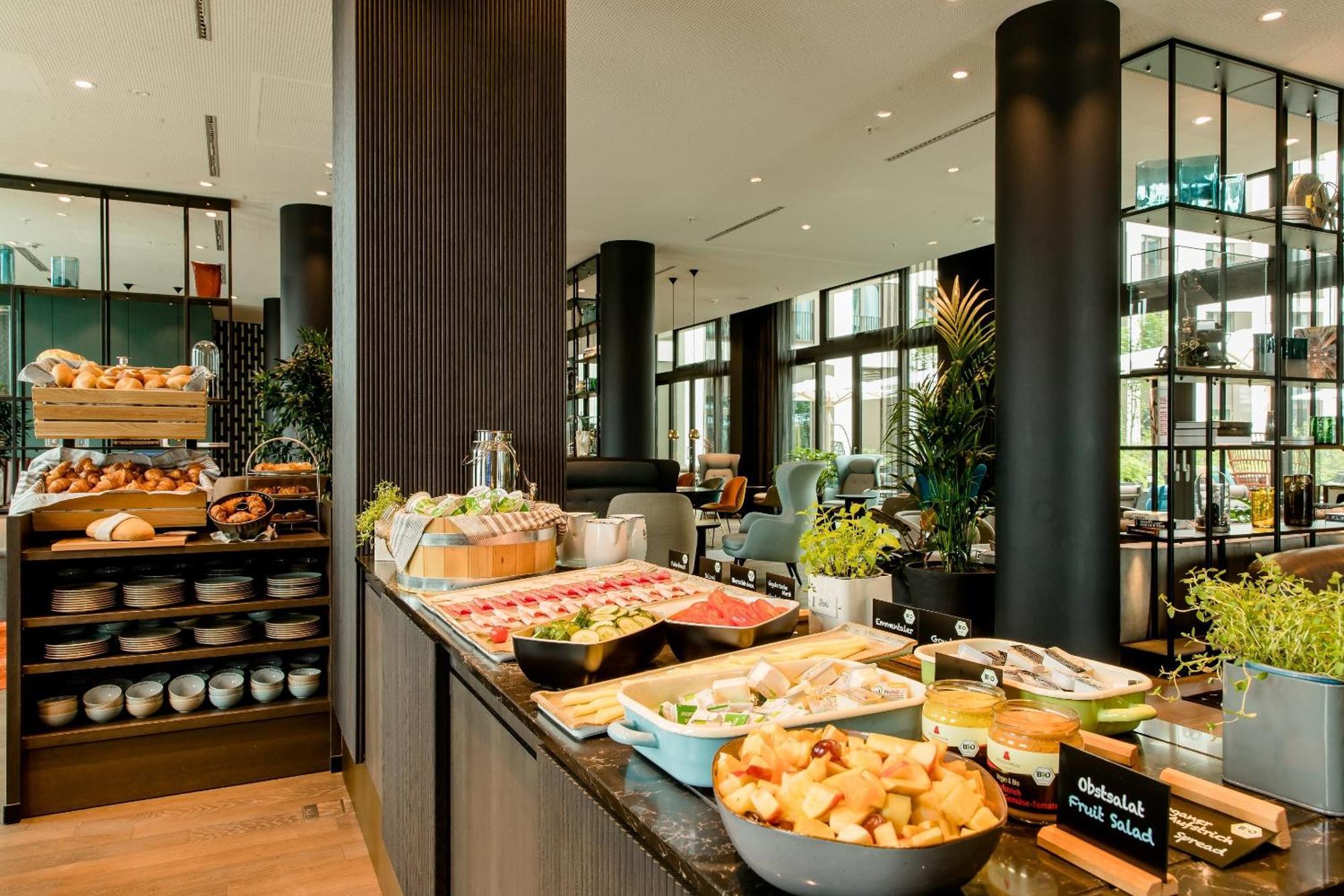 Motel One Koeln-Messe Ngoại thất bức ảnh