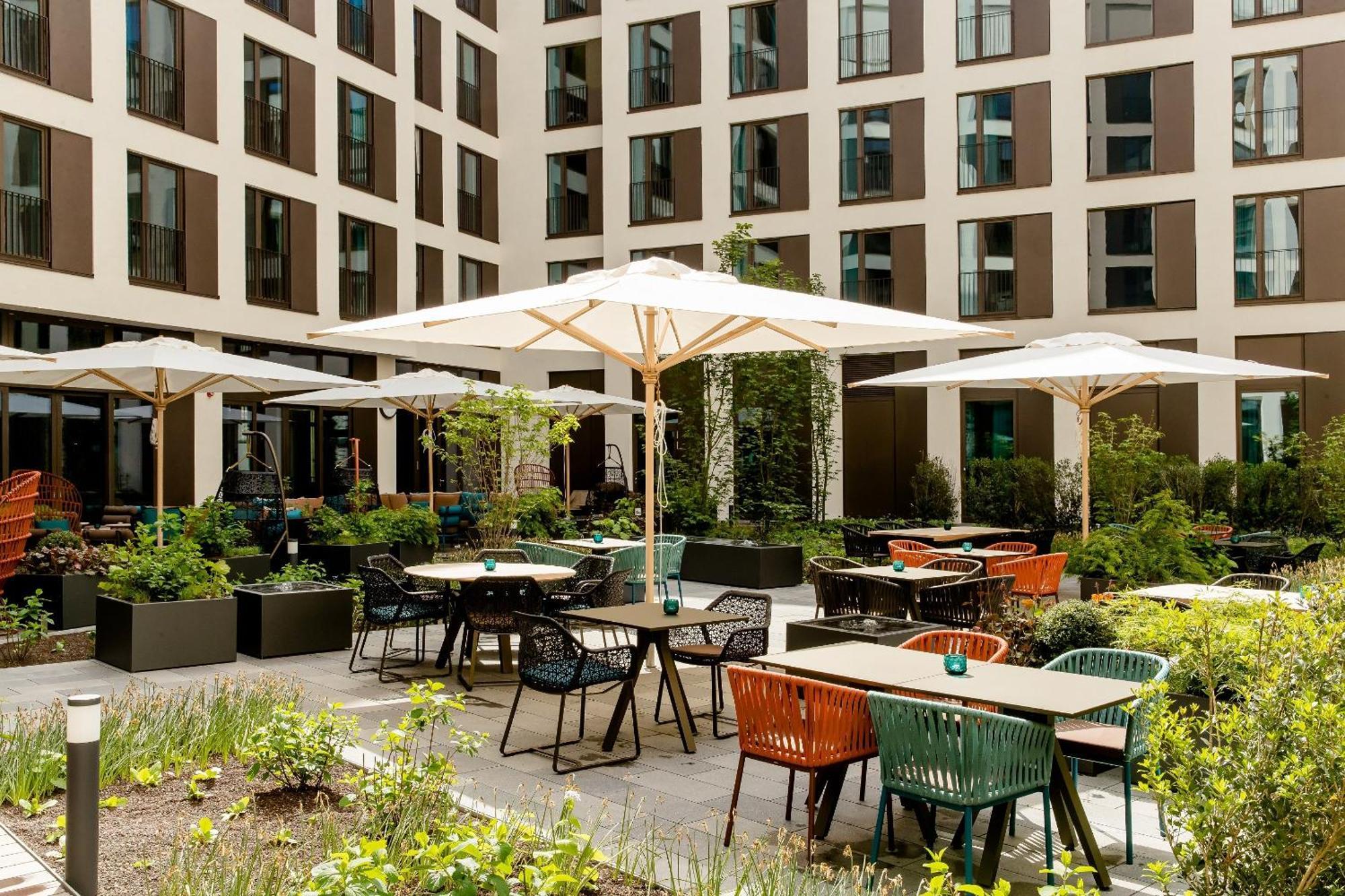 Motel One Koeln-Messe Ngoại thất bức ảnh